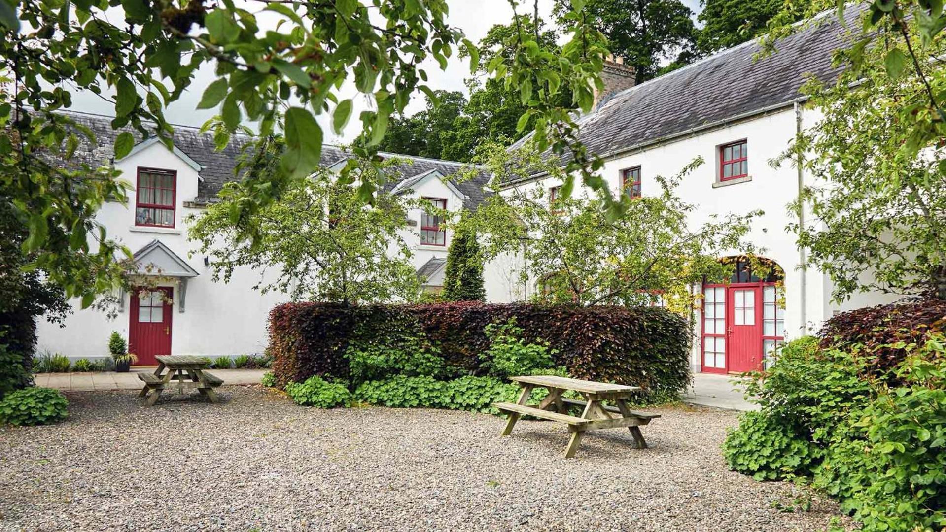 הוילה Glaslough Old Stable Mews Castle Leslie מראה חיצוני תמונה